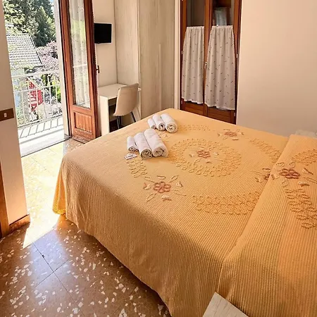 فندق Ristorante Esino Lario